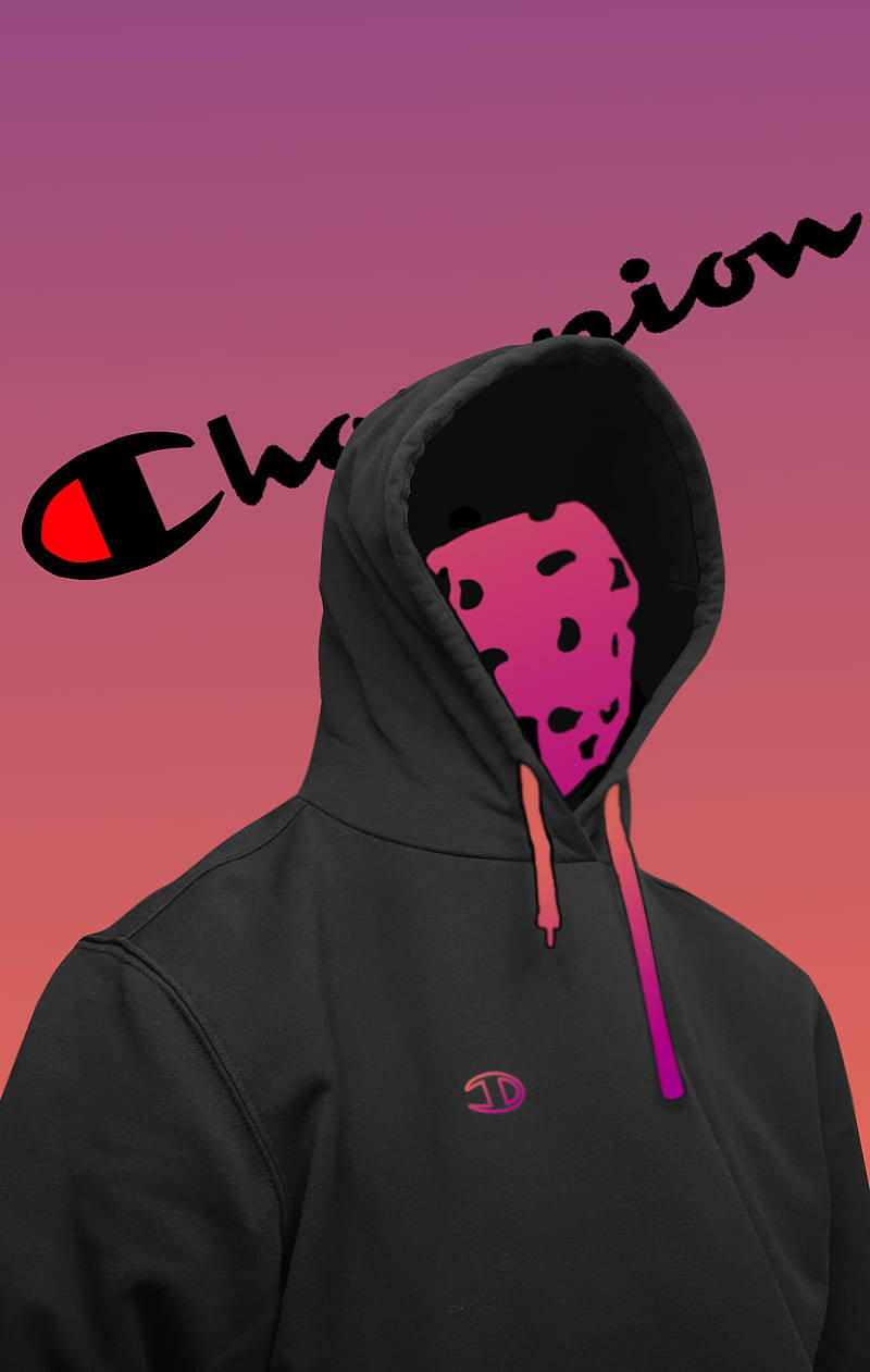 Champion Logo 桌布 壁紙 — 一個人穿著黑色Champion連帽衫，戴著粉紅色豹紋口罩，背景是漸層粉紅色日落天空。