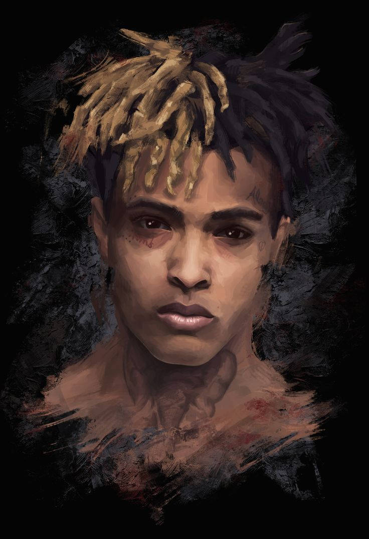 XXXTENTACION 桌布 壁紙 — 一個令人難忘的數位肖像，描繪一位年輕男子，擁有金色辮子和深色紋身，背景是煙霧瀰漫的黑色。