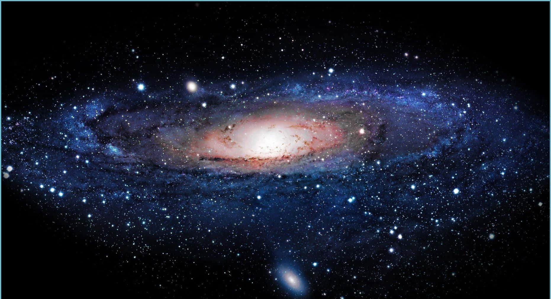 Beautiful Space 桌布 壁紙 — 一個令人驚嘆的螺旋星系，在繁星點點的宇宙背景下散發出藍色和紅色的光芒。