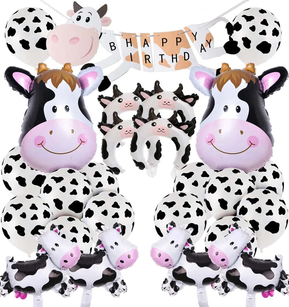 Cartoon Cow 桌布 壁紙 — 一個以牛為主題的快樂生日派對氣球佈置，配有微笑的牛氣球和橫幅。