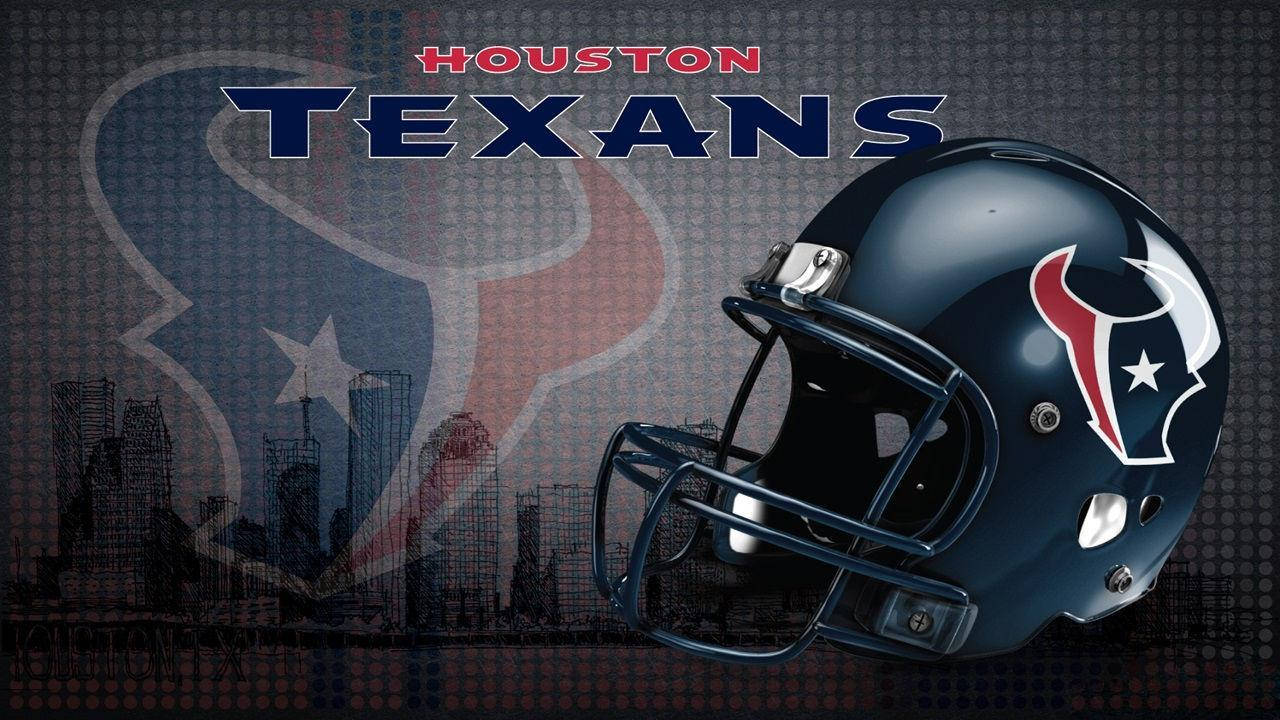 Texans 桌布 壁紙 — 一個休士頓德州人美式足球頭盔醒目地放置在深色紋理背景上，背景有球隊標誌和模糊的城市天際線剪影。