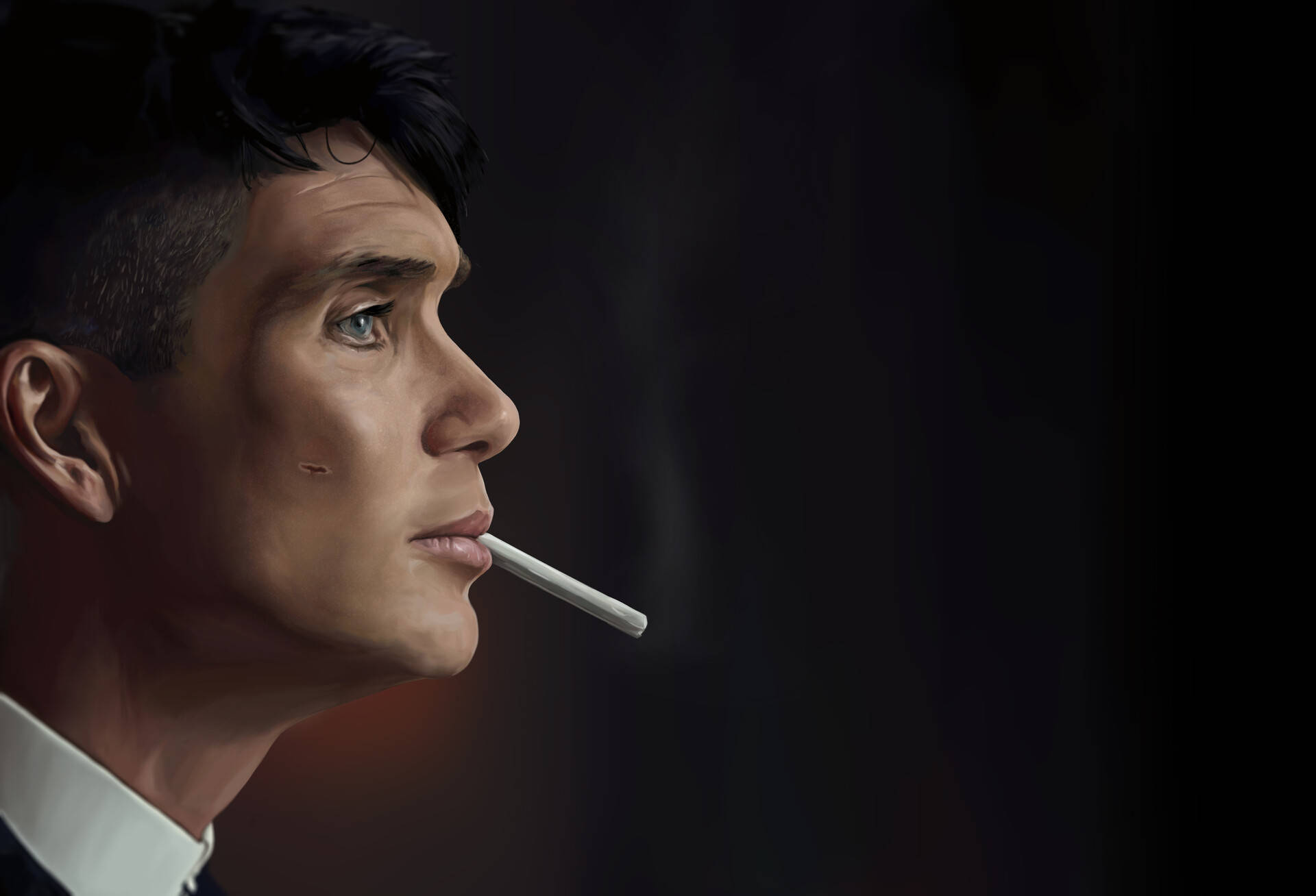 男人在黑暗環境中專注地抽煙。 — Peaky Blinders 壁紙