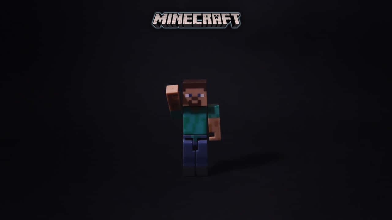 Herobrine 桌布 壁紙 — 一個像素化的Minecraft Steve站在深色背景中央，上方有遊戲標誌。