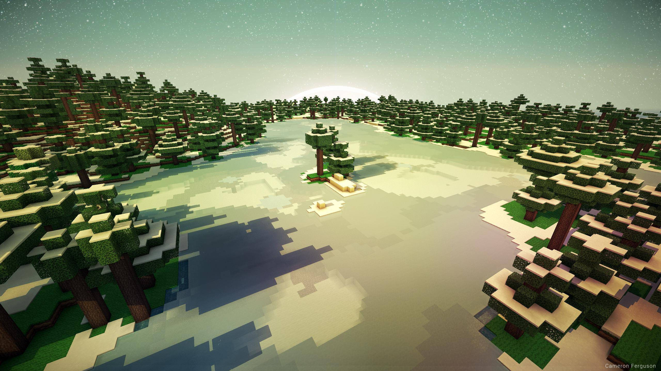 Minecraft Aesthetic 桌布 壁紙 — 一個像素化的Minecraft森林，雪覆蓋的樹木環繞著一個冰凍的湖泊，在星空暮色下。