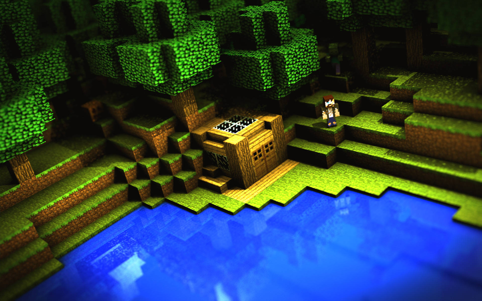 我的世界 高畫質壁紙 桌布 壁紙 — 一個像素化的Minecraft玩家站在一艘停泊在藍色水邊的木船旁邊，上方有發光的綠色樹木。