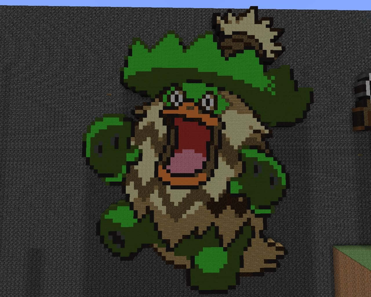 Pokemon Aesthetic 桌布 壁紙 — 一個像素化的綠色和棕色生物，張大嘴巴，戴著樹葉帽子，站在深灰色紋理背景前。