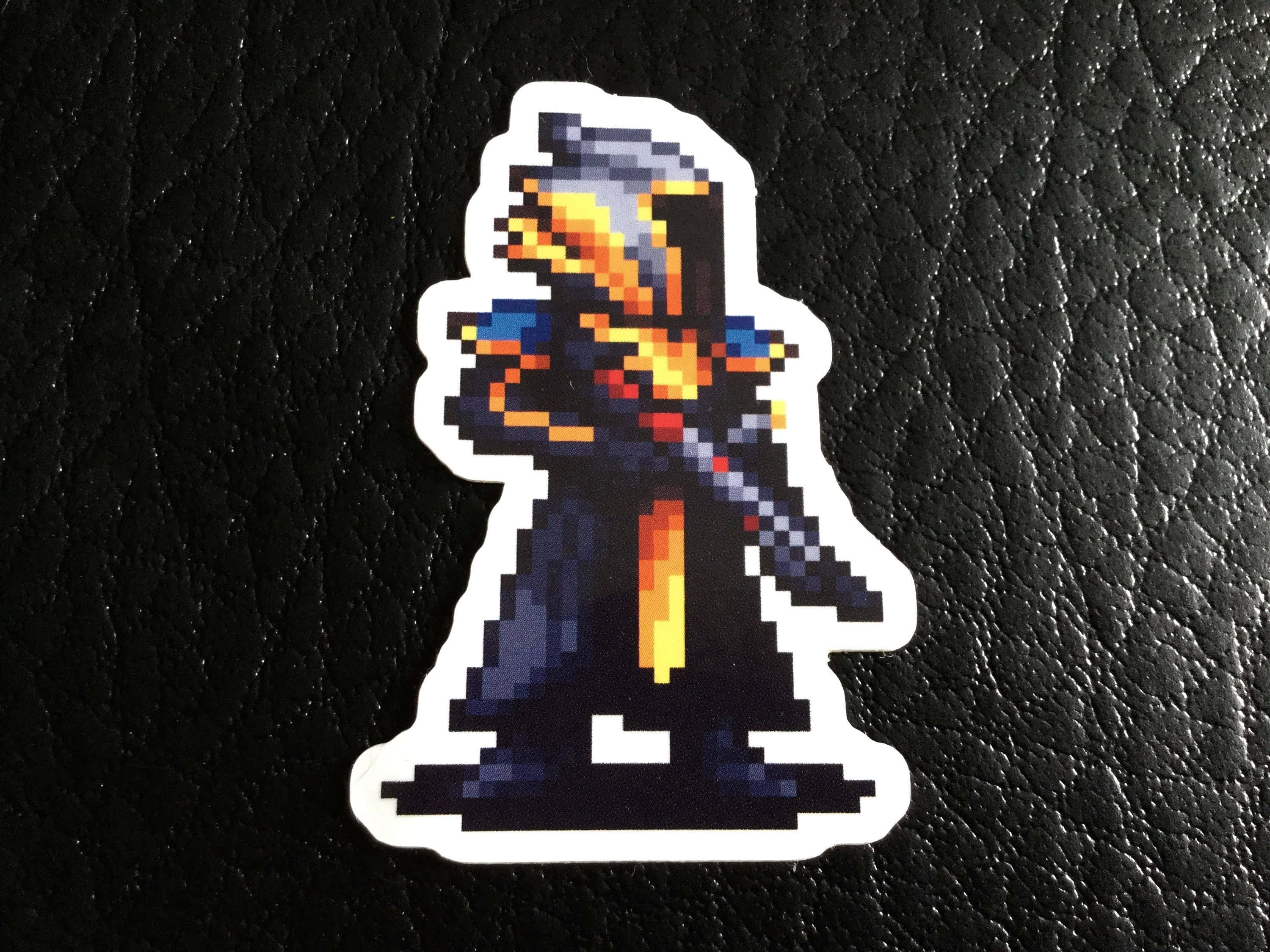 Destiny 2 桌布 壁紙 — 一個像素藝術貼紙，描繪一個戴著火焰兜帽、手持劍的戰士站在黑色皮革上。