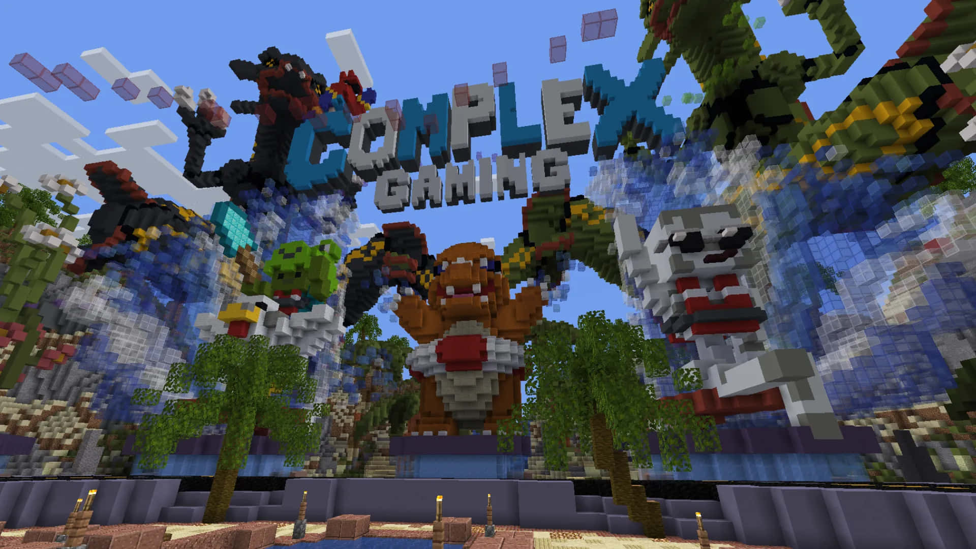 Minecraft Server 桌布 壁紙 — 一個充滿活力的Minecraft風格場景，包含像素化怪物和文字「COMPLEX GAMING」，背景是明亮的藍天。