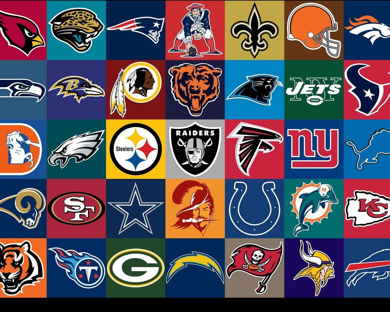 NFL Teams 桌布 壁紙 — 一個充滿活力的NFL球隊標誌網格，以鮮豔色彩和標誌性吉祥物排列成馬賽克圖案。