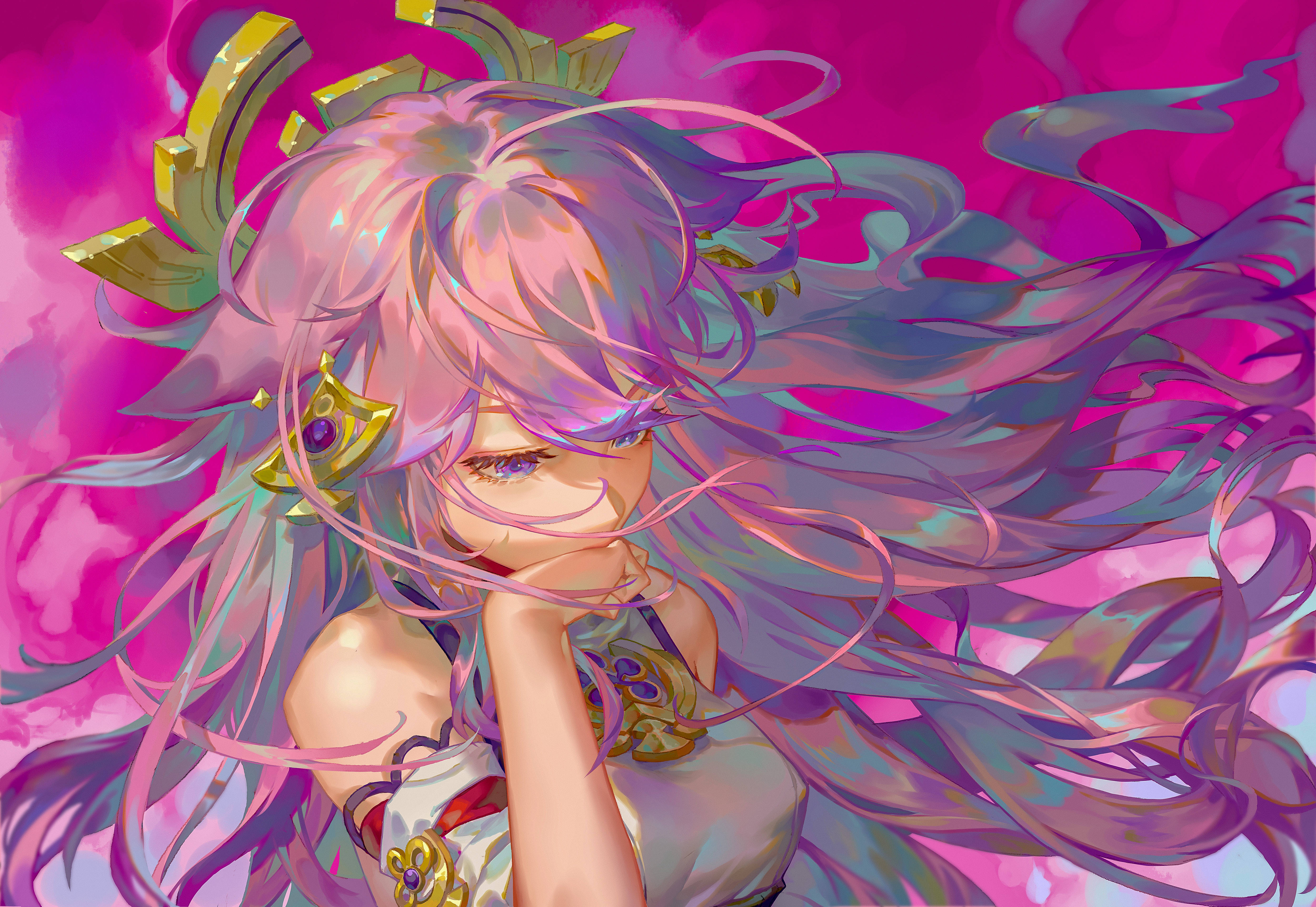 Miko 桌布 壁紙 — 一個充滿活力的動漫女孩，擁有飄逸的粉紅色和紫色頭髮，飾有金色飾物，在旋轉的洋紅色背景下若有所思地凝視著。