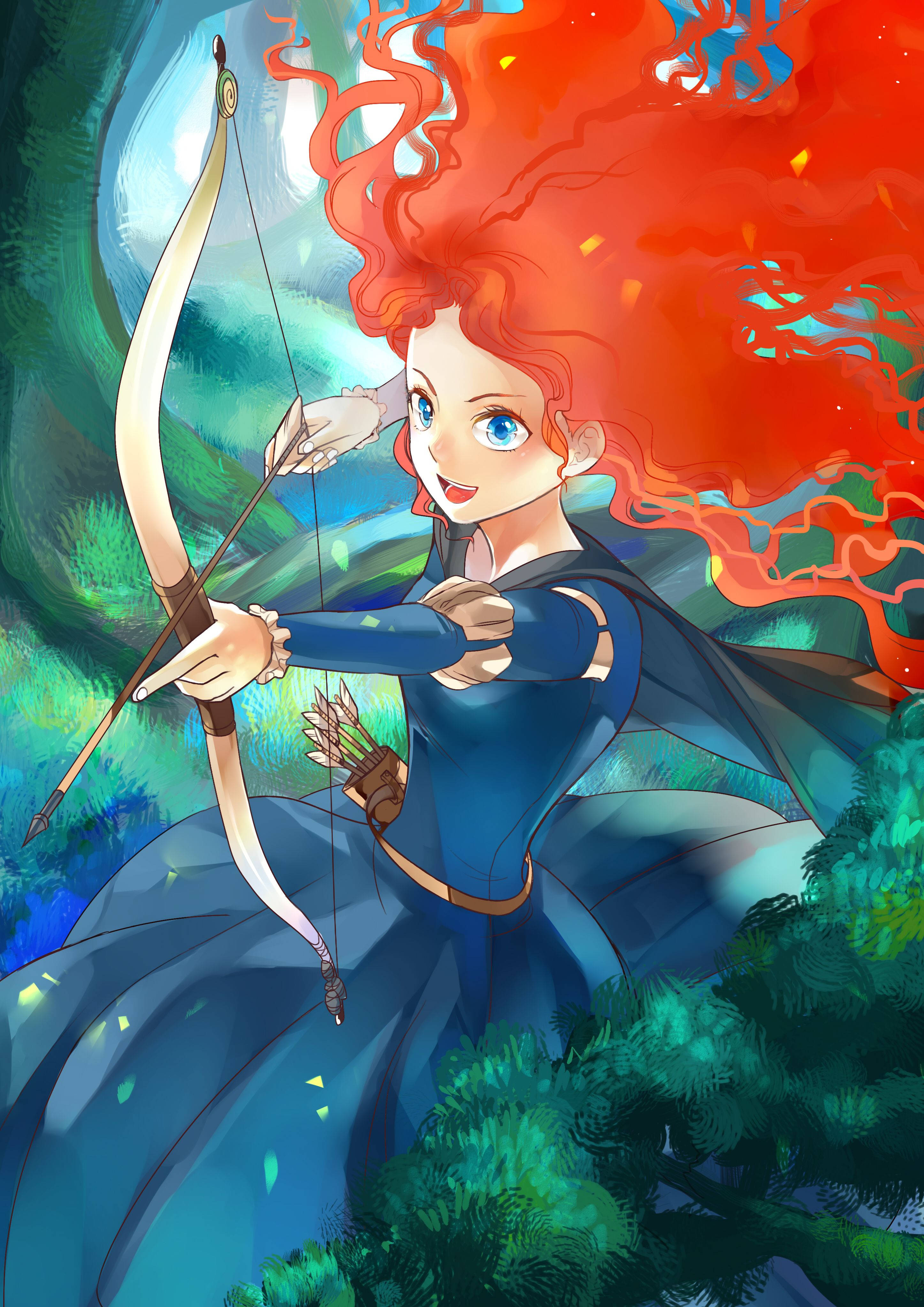 Merida 桌布 壁紙 — 一個充滿活力的動漫女孩，火紅的頭髮，在茂密的綠色森林中瞄準弓箭，發光的粒子在她周圍旋轉。