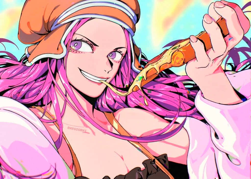 Jewelry Bonney 桌布 壁紙 — 一個充滿活力的動漫女孩，粉紅色頭髮，戴著橙色帽子，開心吃著義大利麵，醬汁從嘴邊滴落。