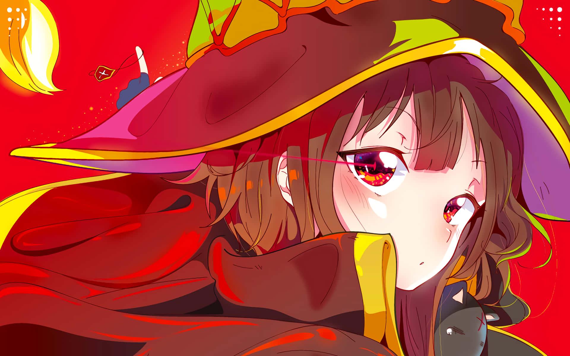 Konosuba 桌布 壁紙 — 一個充滿活力的動漫女巫，擁有發光的紅眼睛和寬邊帽，在火紅的背景下凝視著。