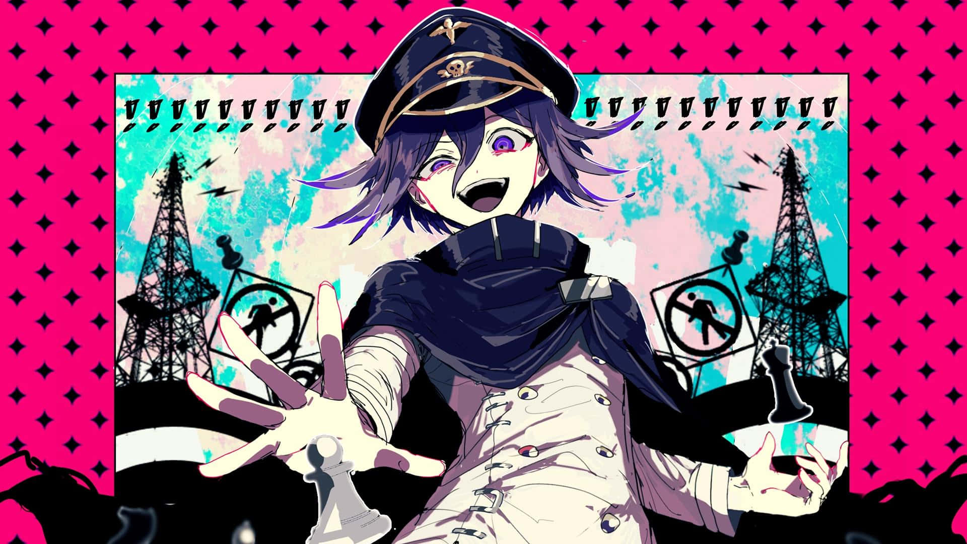 Kokichi Ouma 桌布 壁紙 — 一個充滿活力的動漫角色穿著軍裝風格制服，在帶有艾菲爾鐵塔剪影的粉紅色菱形圖案背景上狂野地微笑。