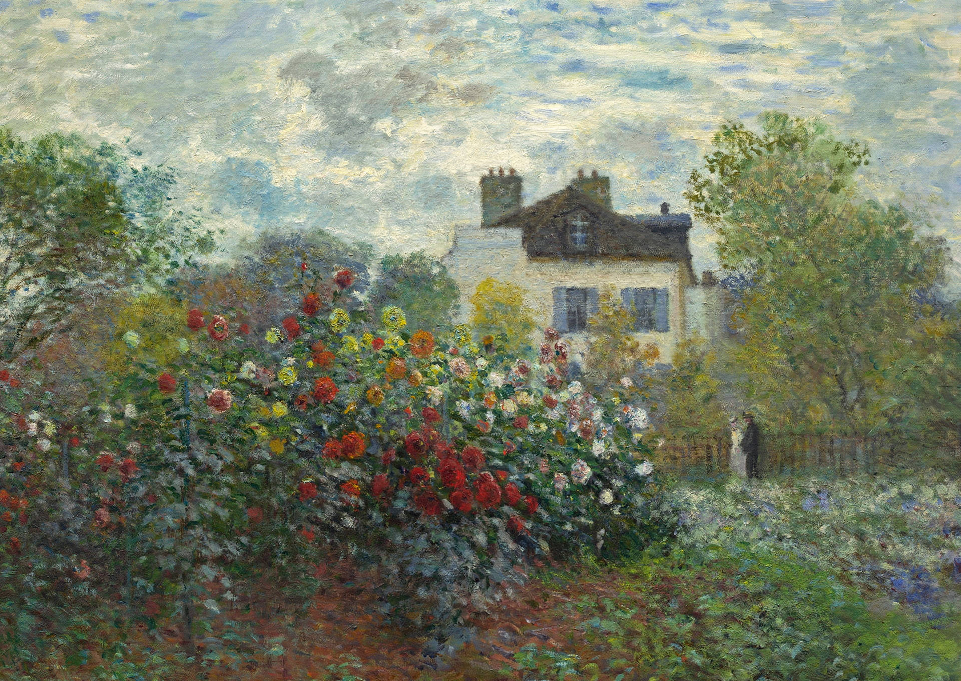 Impressionist 桌布 壁紙 — 一個充滿活力的印象派花園，在陰天下一棟白房子前綻放著紅色、白色和黃色的玫瑰。