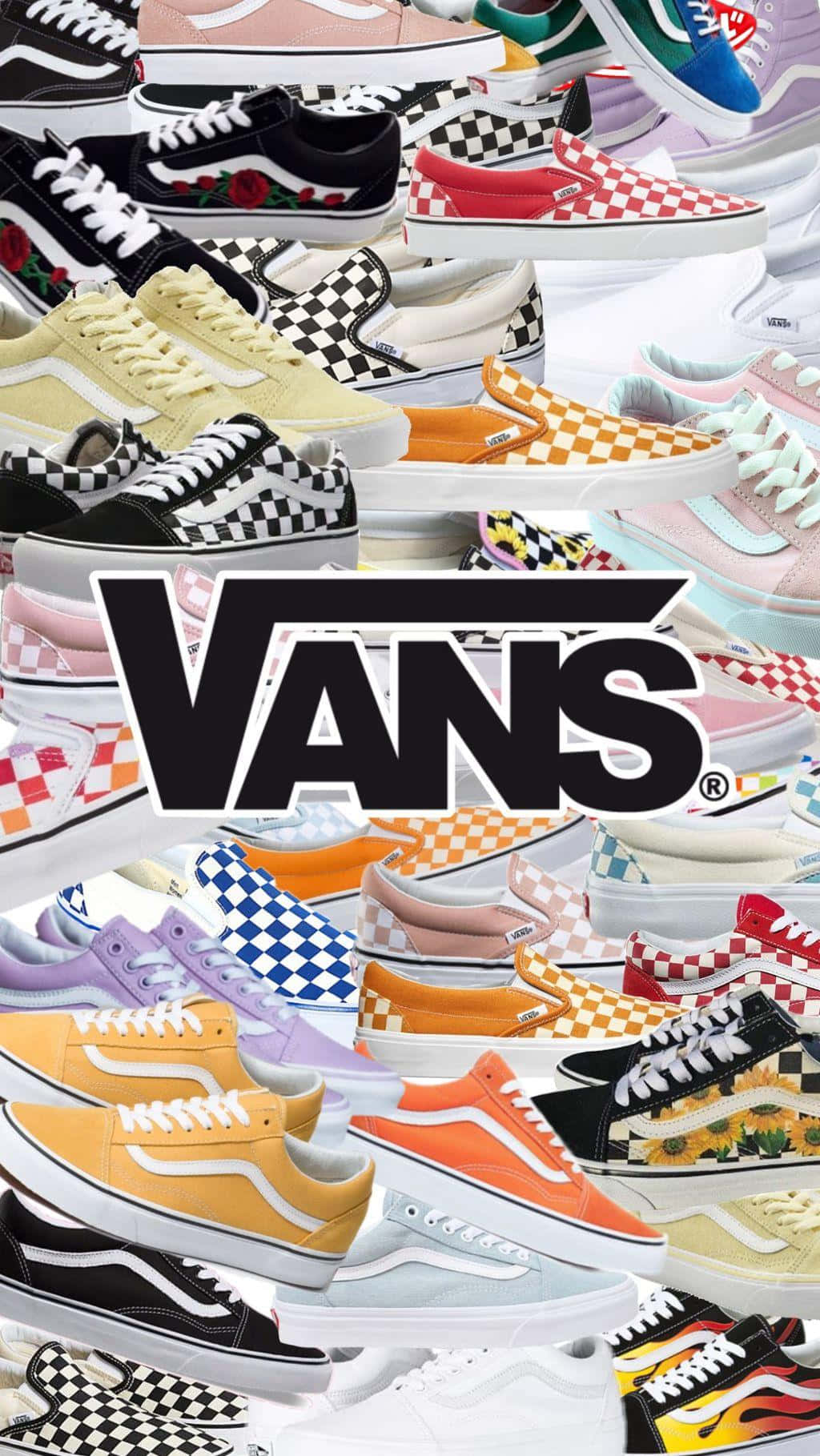 Vans 桌布 壁紙 — 一個充滿活力的拼貼畫，展示了各種圖案和風格的彩色Vans運動鞋，圍繞著醒目的Vans標誌排列。