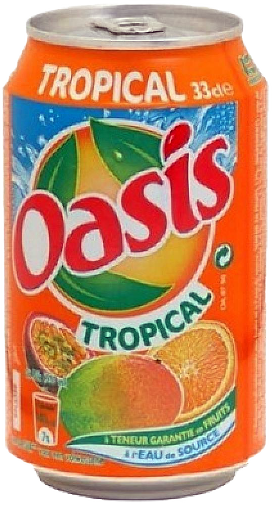 綠洲 桌布 壁紙 — 一個充滿活力的橙色Oasis Tropical汽水罐，帶有切片水果和葉子圖案，背景為藍色潑濺效果。
