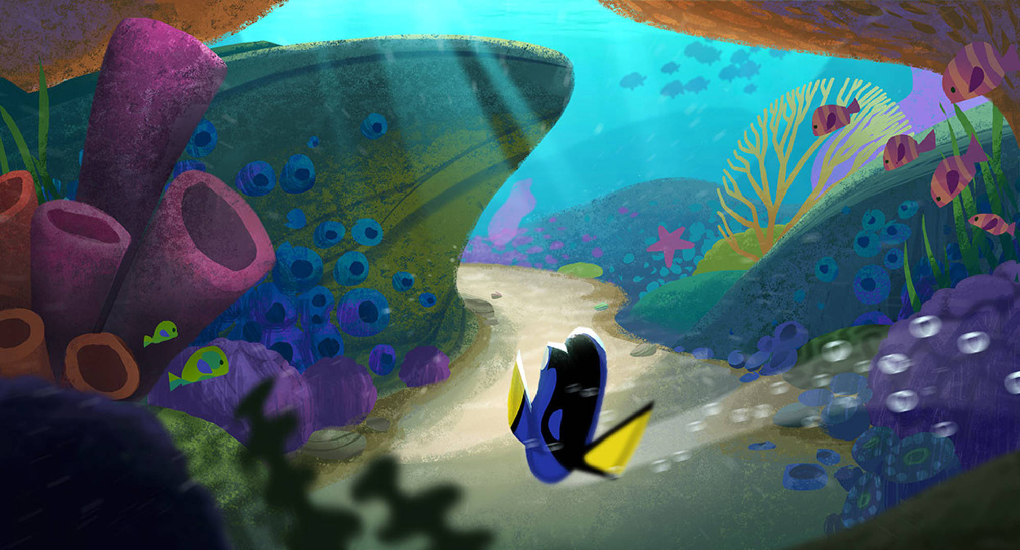 Dory 桌布 壁紙 — 一個充滿活力的海底場景，一條藍黃相間的魚在色彩繽紛的珊瑚和沐浴在陽光中的海洋生物旁游過。