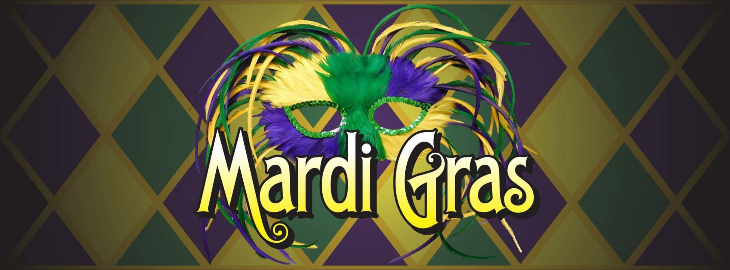 Mardi Gras 桌布 壁紙 — 一個充滿活力的狂歡節面具，飾有綠色、黃色和紫色的羽毛，背景為菱形圖案。
