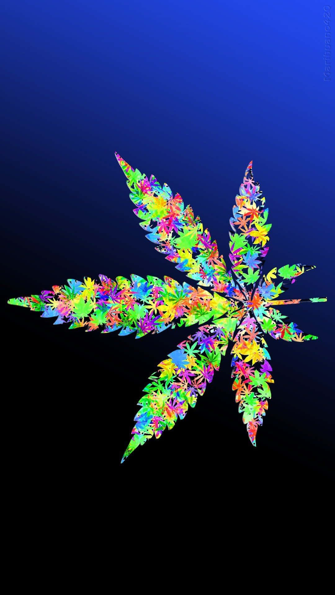 迷幻 桌布 壁紙 — 一個充滿活力的萬花筒大麻葉，由多種顏色的小葉組成，背景為深藍到黑色漸變。