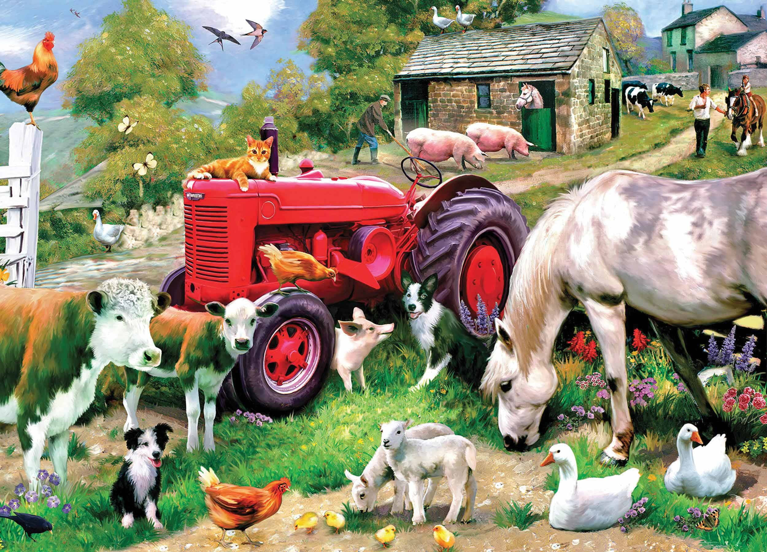 farm animals 桌布 壁紙 — 一個充滿活力的農場場景，一輛紅色拖拉機被牛、羊、雞和一匹馬包圍在茂盛的綠色田野中。