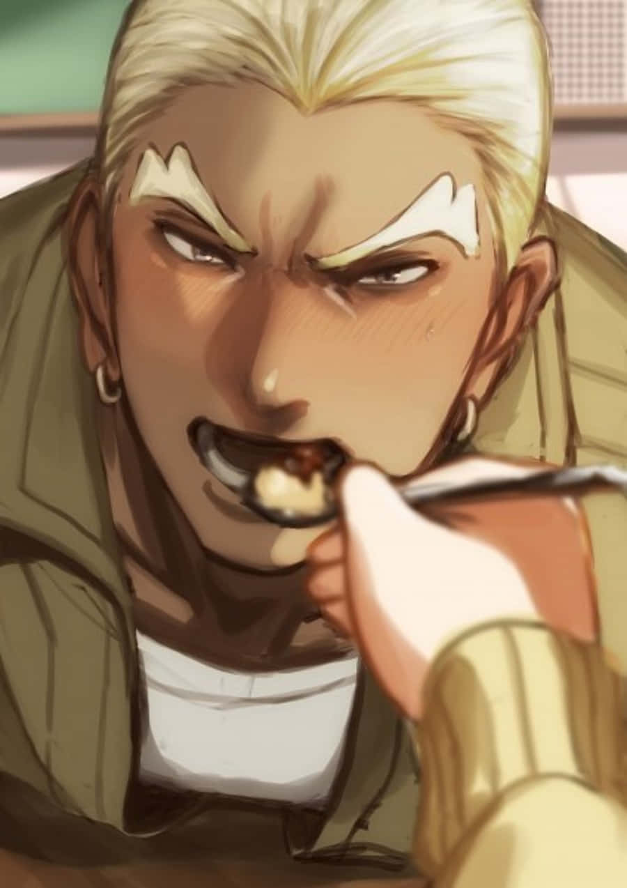 Ira Gamagoori 桌布 壁紙 — 一個兇猛的動漫角色，金髮和尖銳的眉毛，專注地咬住一湯匙食物。
