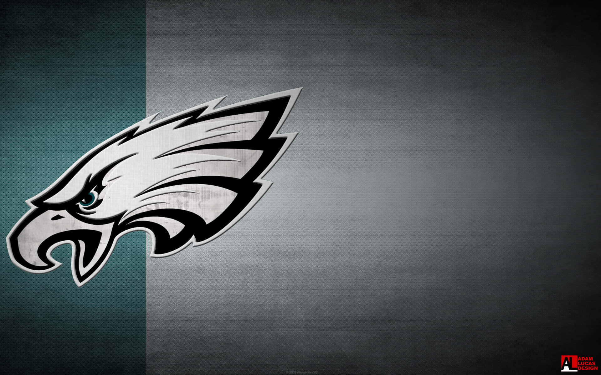 Eagles Football 桌布 壁紙 — 一個兇猛的鷹標誌，帶有金屬銀和黑色細節，設置在紋理青綠色和灰色背景上。