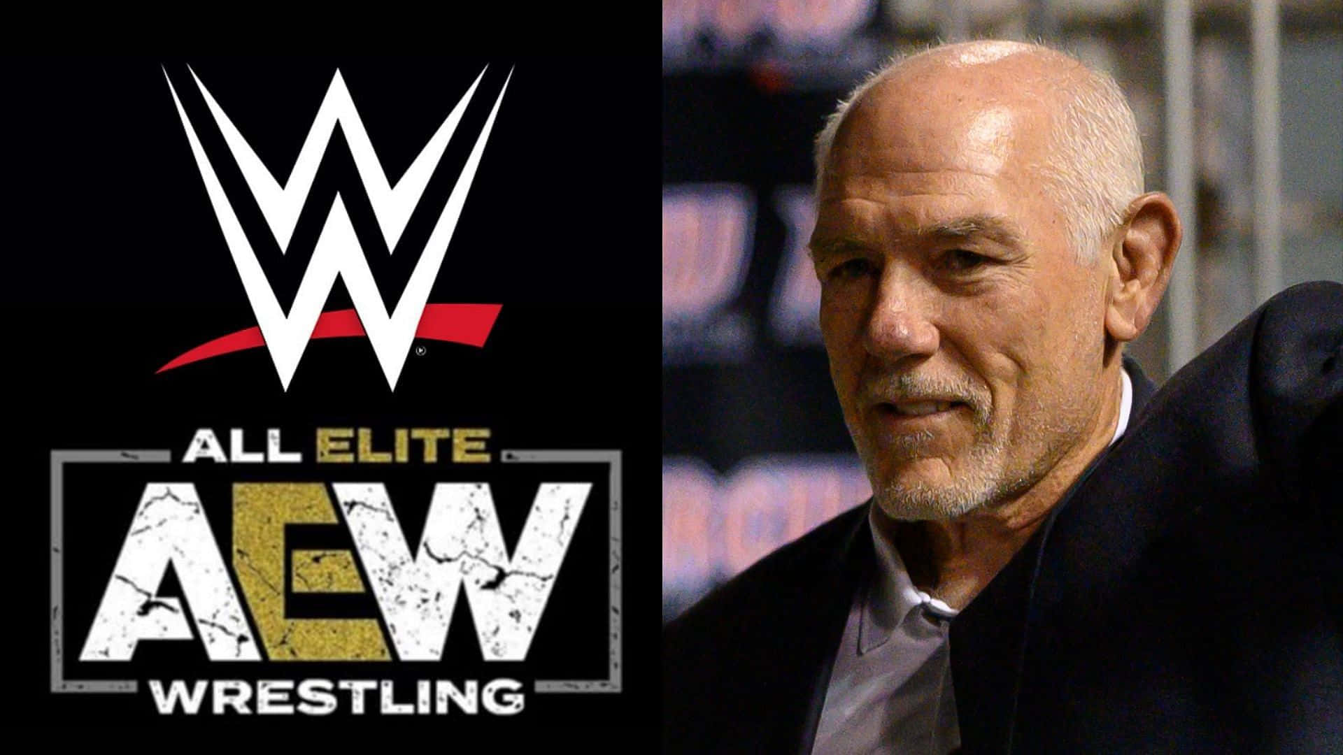 WWE 桌布 壁紙 — 一個分割圖像，顯示AEW摔角標誌和一個穿西裝的光頭男子的特寫。