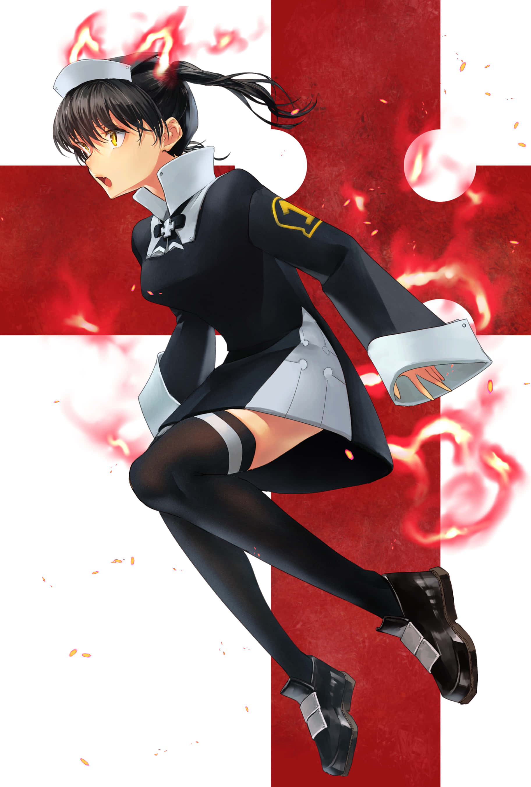 動漫 桌布 壁紙 — 一個動態動漫女孩穿著黑色護士服，在火紅的能量中跳躍，背景是醒目的紅白十字架。