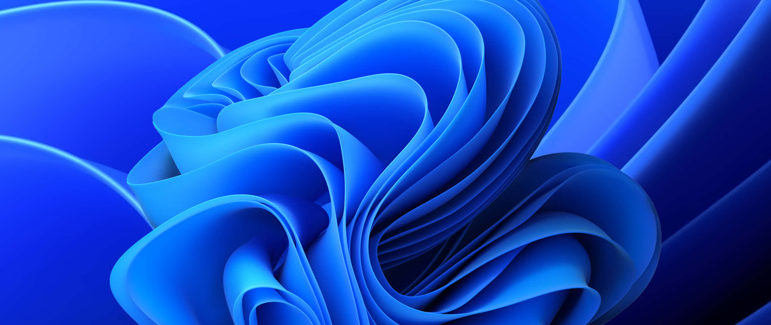 Blue Screen 桌布 壁紙 — 一個動態抽象漩渦，由層疊的藍色布料狀形態組成，帶有柔和漸變和流暢曲線。