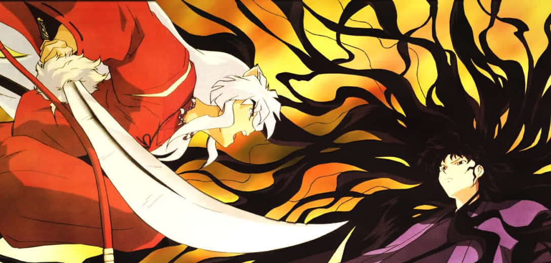 Inuyasha And Naraku 桌布 壁紙 — 一個動態的動漫戰鬥場景，紅衣劍士與黑髮對手在熾熱的橙色和黃色能量漩渦中交鋒。