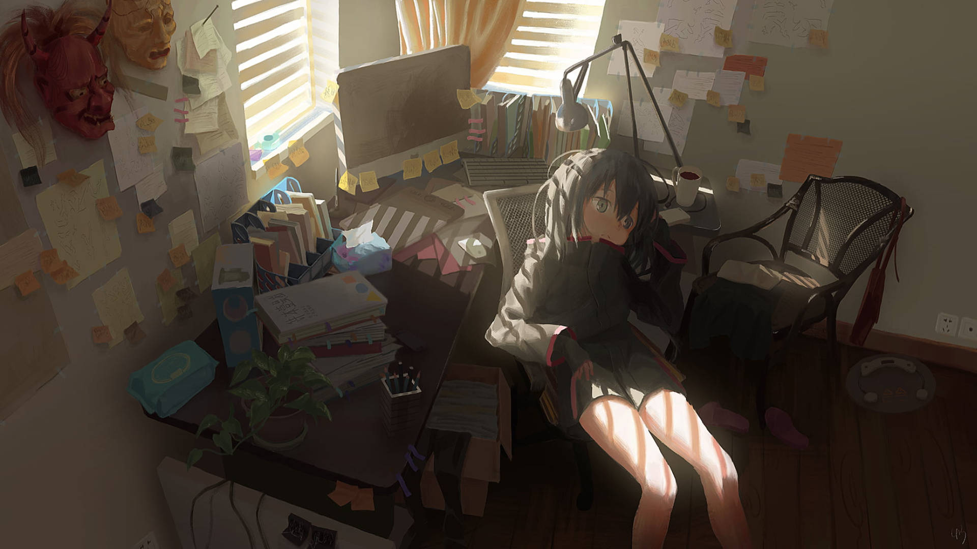 Bored 桌布 壁紙 — 一個動漫女孩坐在一個雜亂但陽光充足的房間裡，房間裡充滿了筆記、書籍和牆上的一個紅色面具。