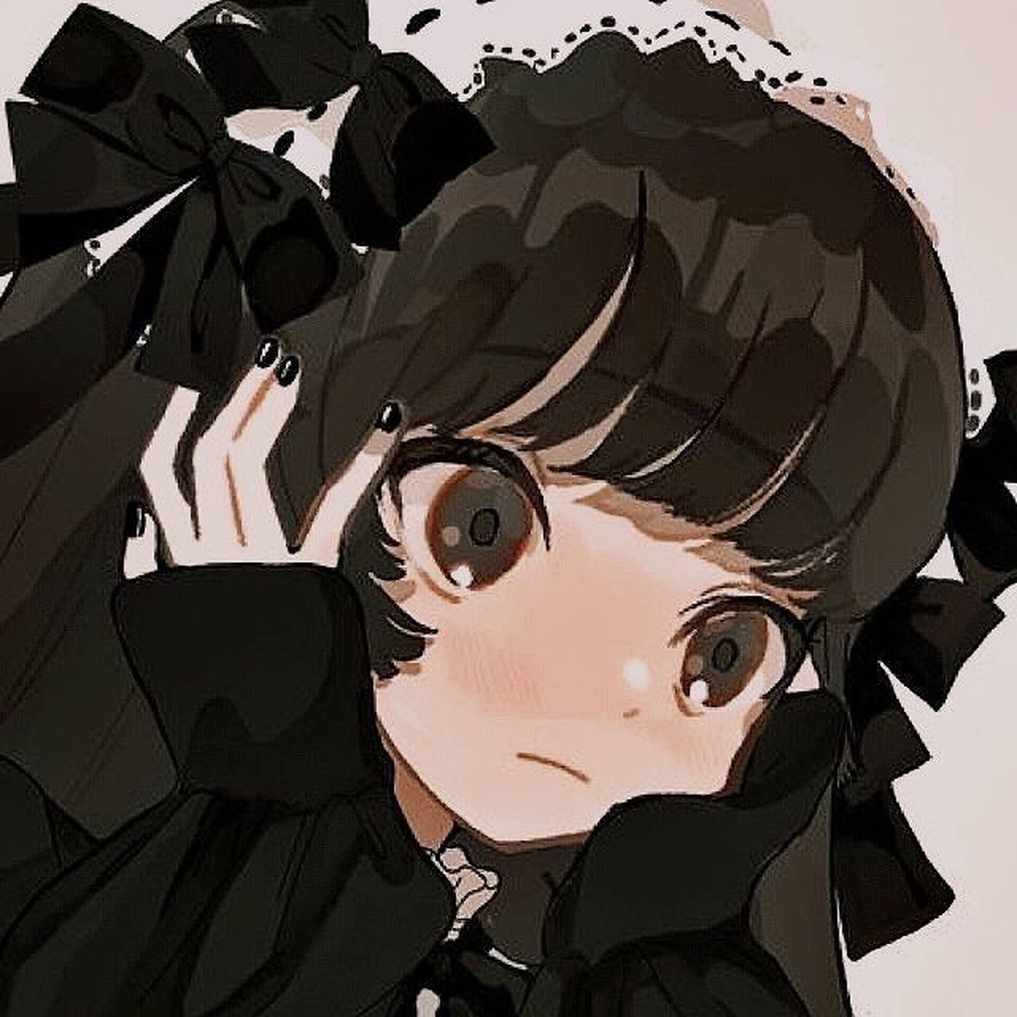 emo 頭像 桌布 壁紙 — 一個動漫少女的近距離特寫，深色頭髮和大大的棕色眼睛，帶著害羞的表情向上看，穿著黑色蝴蝶結和蕾絲邊服裝。