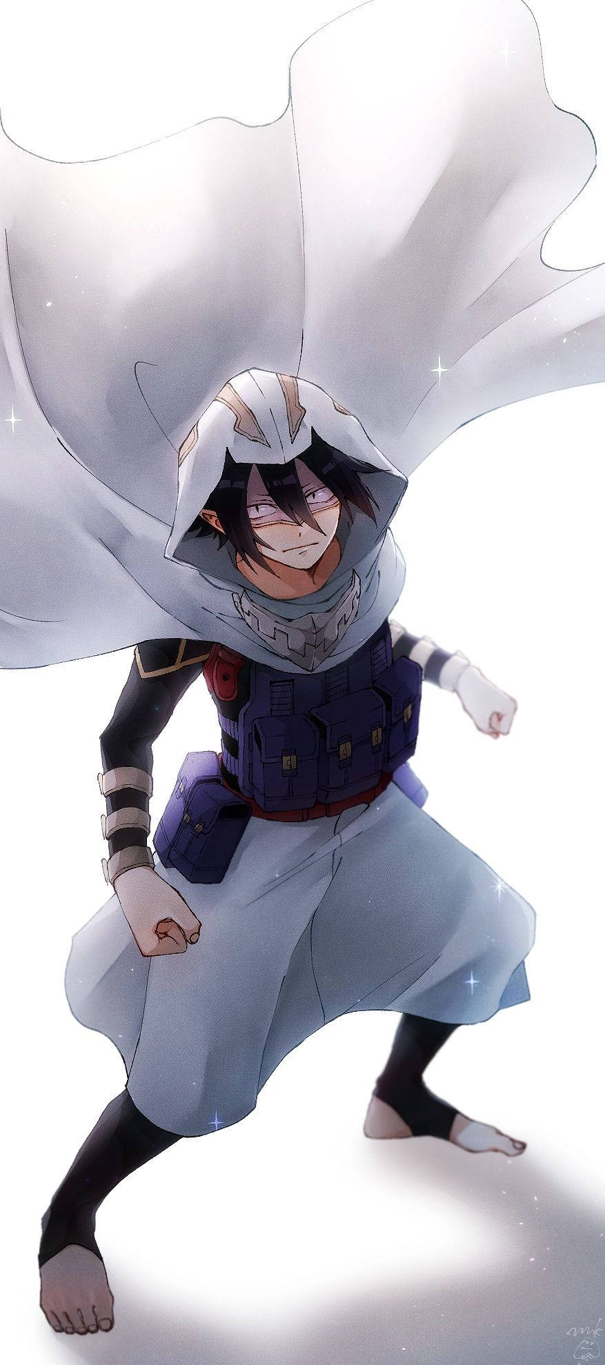 我的英雄學院 桌布 壁紙 — 一個動漫角色身穿飄逸白色斗篷和藍色盔甲，在閃閃發光的白色背景前動態蹲下。