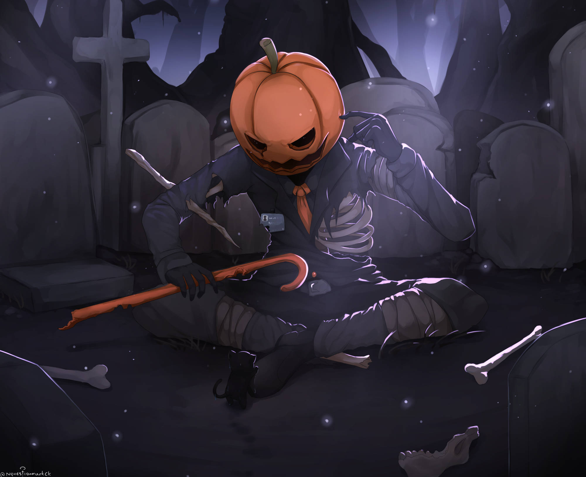 Spooky Season 桌布 壁紙 — 一個南瓜頭人物穿著破爛西裝，在月光下的墓園中莊嚴地坐著，周圍是墓碑和散落的骨頭。