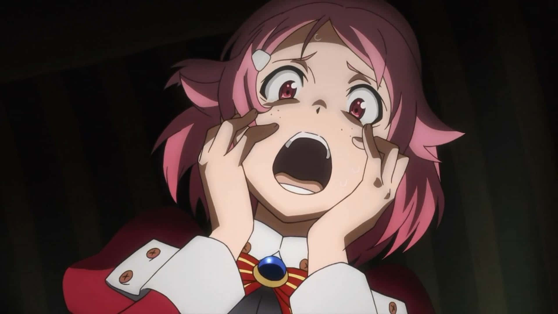 Sword Art Online Lisbeth 桌布 壁紙 — 一個受驚的動漫女孩，粉紅色頭髮和紅色眼睛，在黑暗環境中雙手捂臉尖叫。