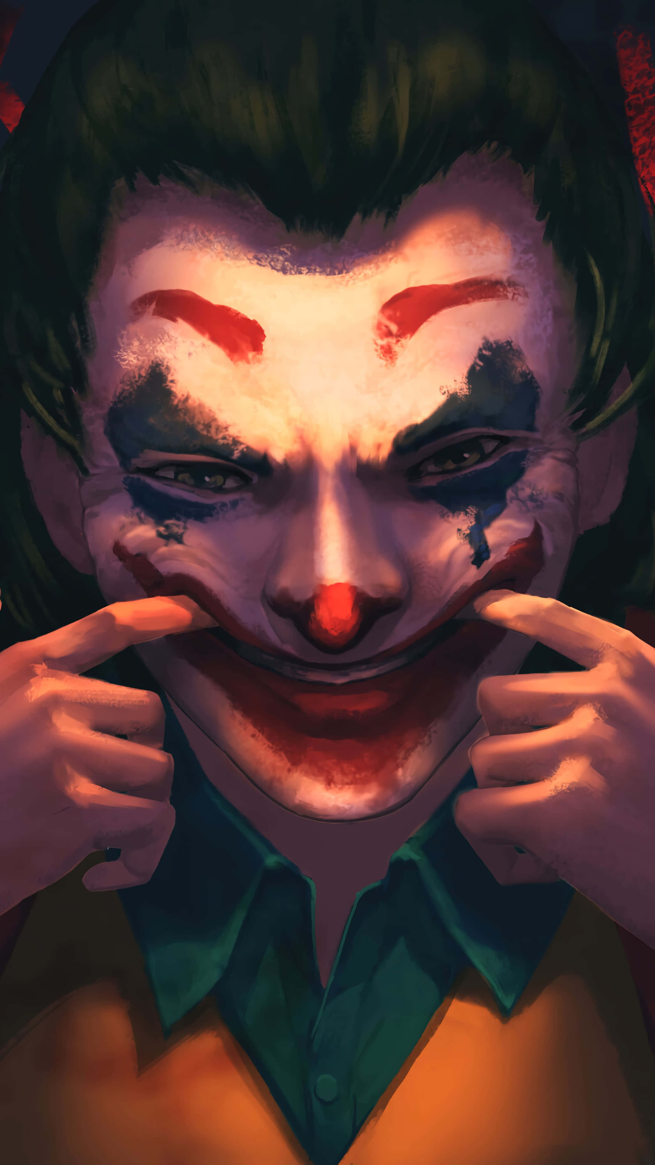 Joker Laughing 桌布 壁紙 — 一個可怕的小丑，化妝模糊，血淋淋的笑容，在昏暗的燈光下用雙手拉扯嘴唇。