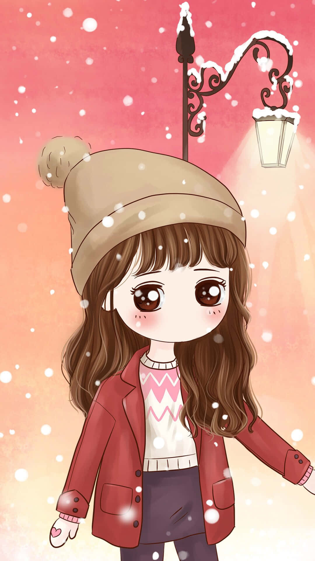 動漫女孩 桌布 壁紙 — 一個可愛的動漫女孩，戴著米色毛帽，穿著紅色外套，站在灑滿雪花的街燈下，溫柔的雪花在溫暖的粉紅色日落天空下飄落。