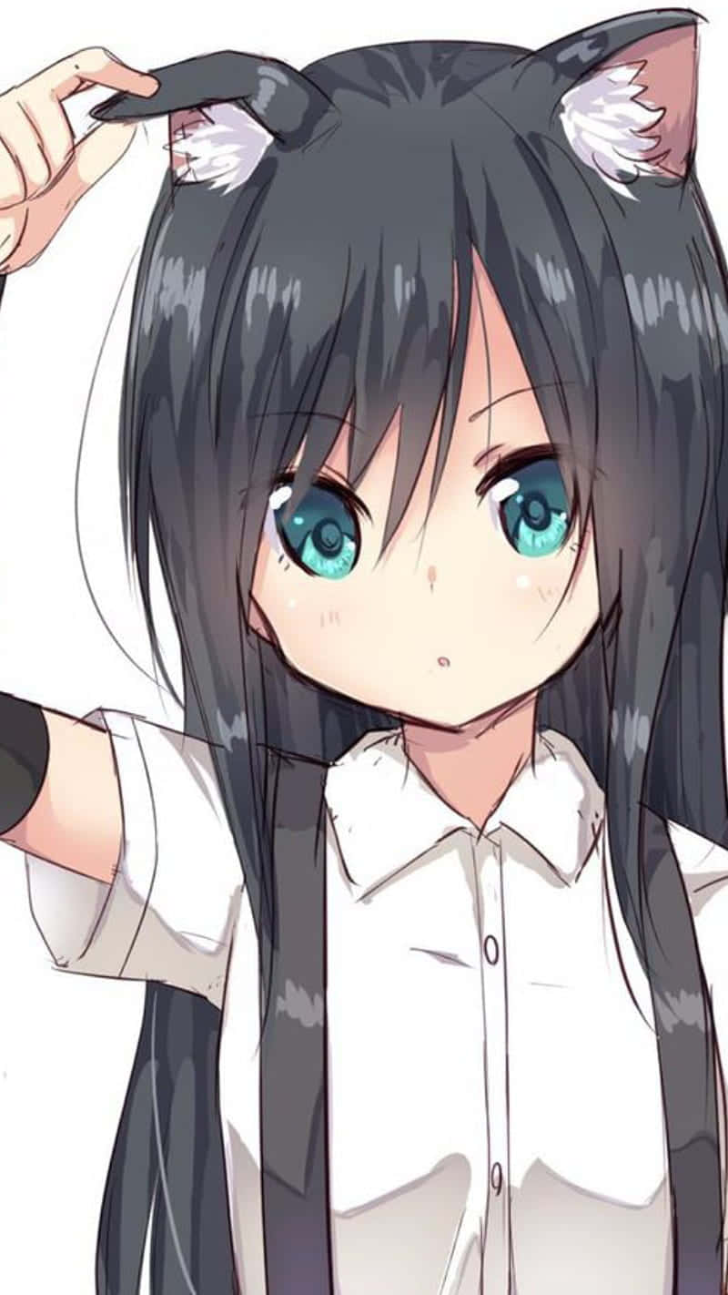 Cute Cat Pfp 桌布 壁紙 — 一個可愛的動漫女孩，有著黑色貓耳和明亮的藍色眼睛，穿著白色襯衫，頑皮地調整她的耳朵。