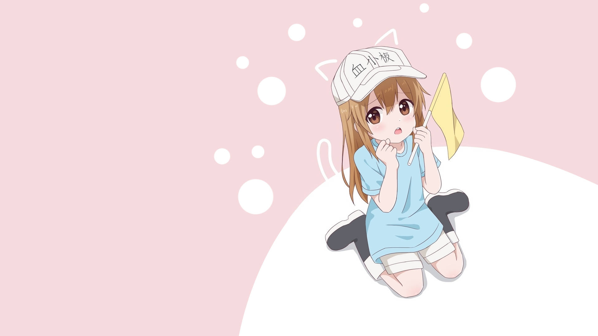 Work 桌布 壁紙 — 一個可愛的動漫女孩，棕色頭髮，戴著貓耳帽，坐在白雲上，拿著黃色旗幟，背景是柔和的粉紅色，有漂浮的泡泡。