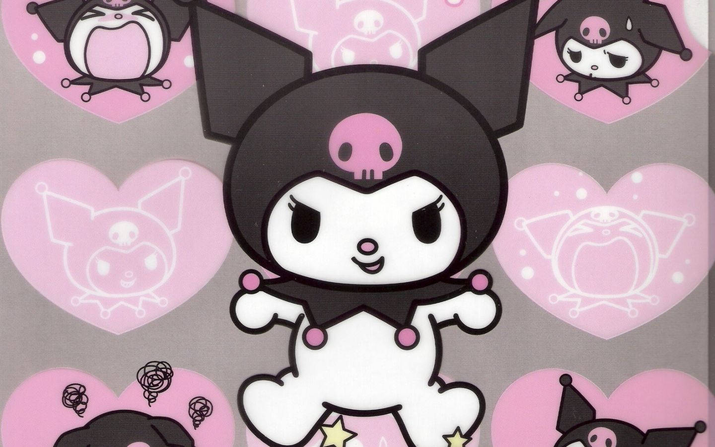 sanrio 桌布 壁紙 — 一個可愛的卡通角色，戴著黑色連帽衫，帶有粉紅色骷髏標誌，在粉紅色心形圖案背景前開心地站立。