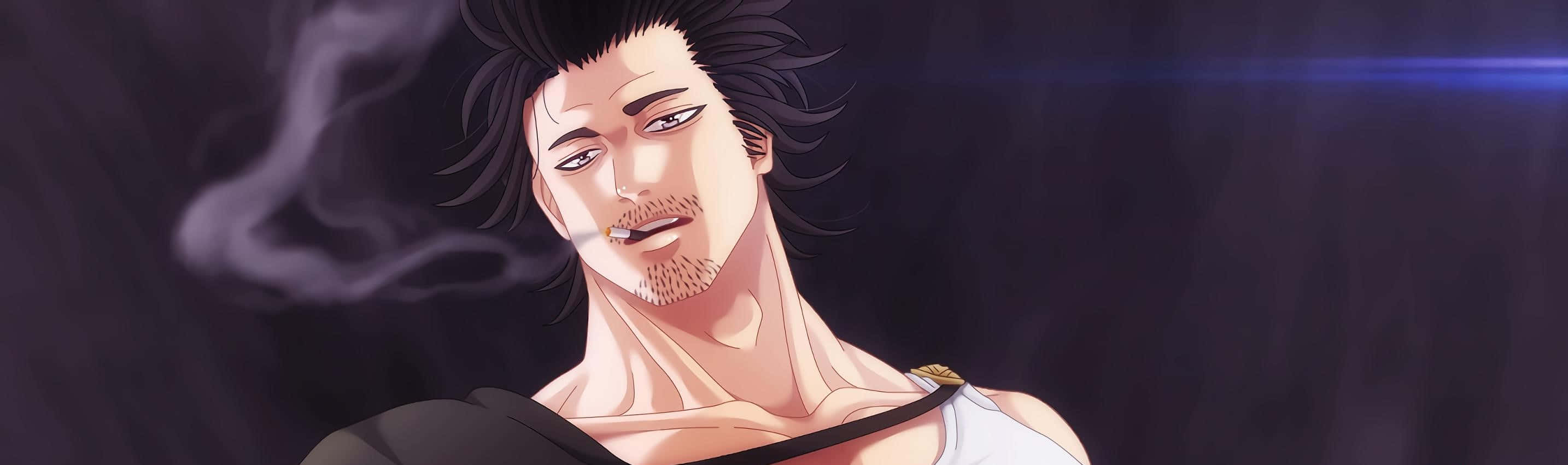 Black Clover Yami 桌布 壁紙 — 一個咧嘴笑的動漫男人，黑色刺蝟頭和鬍子，在黑暗背景中抽煙，帶有藍色鏡頭光暈。