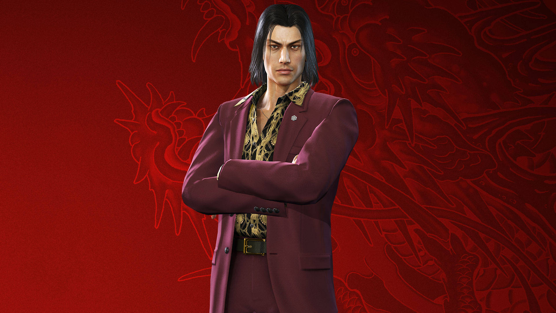 Majima Goro 桌布 壁紙 — 一個嚴肅的動漫男人穿著栗色西裝，雙手交叉，站在紅色龍紋背景前。