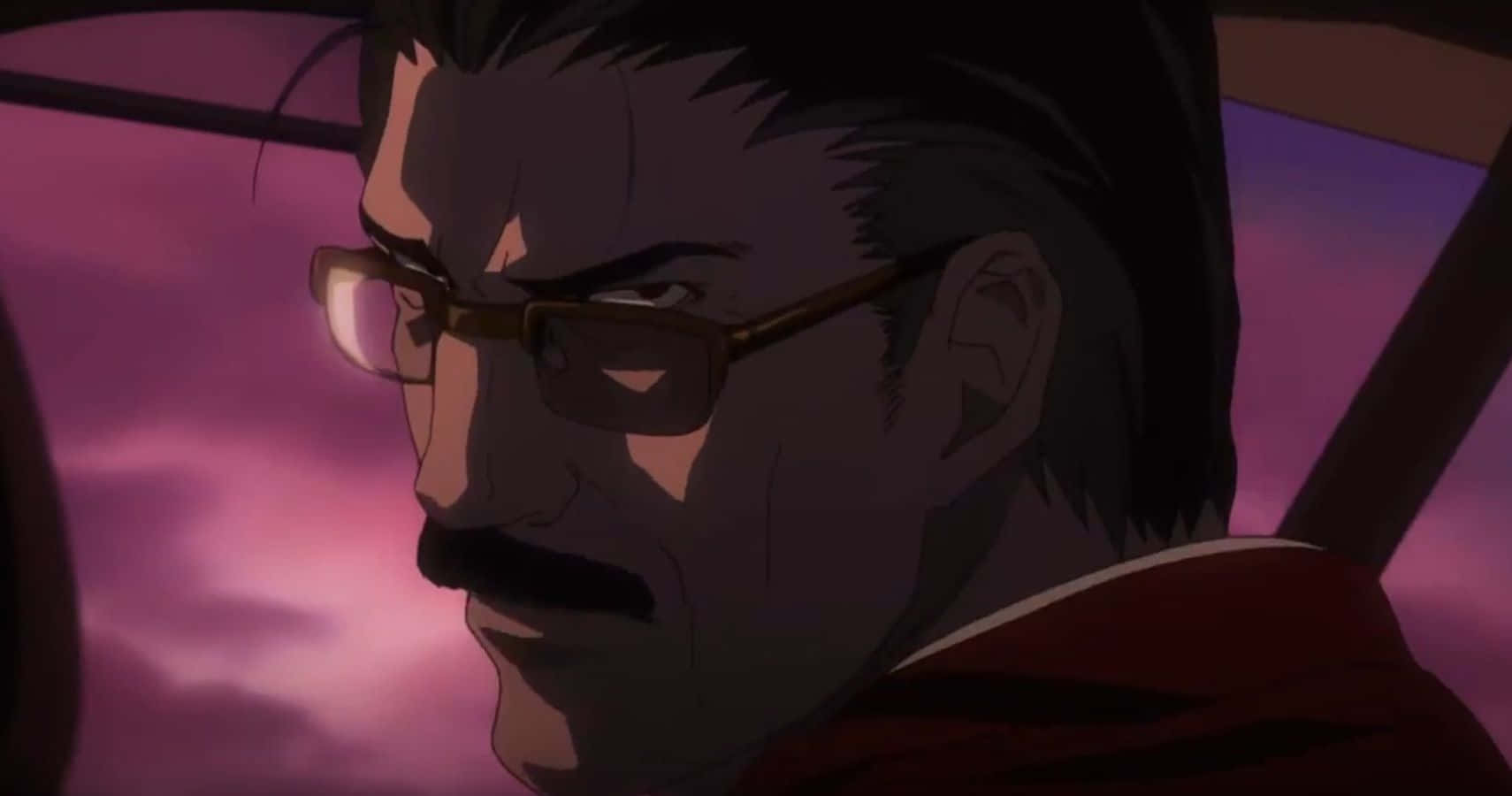 Soichiro Yagami 桌布 壁紙 — 一個嚴肅的動漫男子，戴著眼鏡和鬍子，在紫色暮色天空下凝視著。