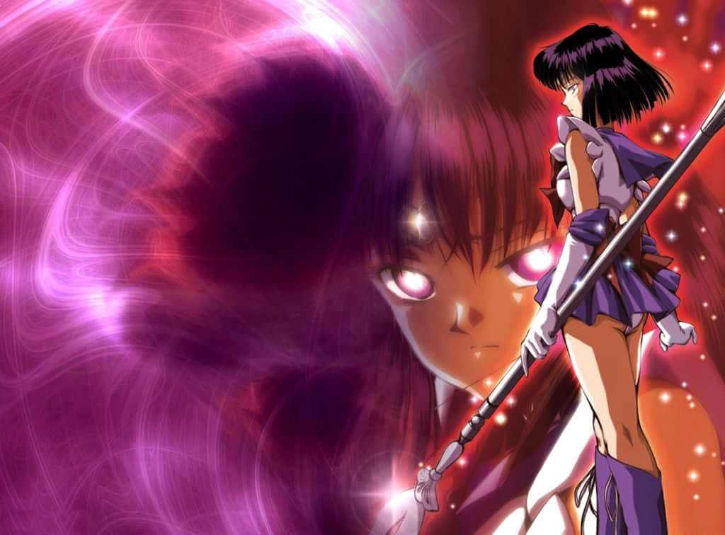 Sailor Saturn 桌布 壁紙 — 一個堅定的動漫女孩，擁有發光的粉紅色眼睛，在旋轉的宇宙紫色和紅色背景中揮舞著法杖。