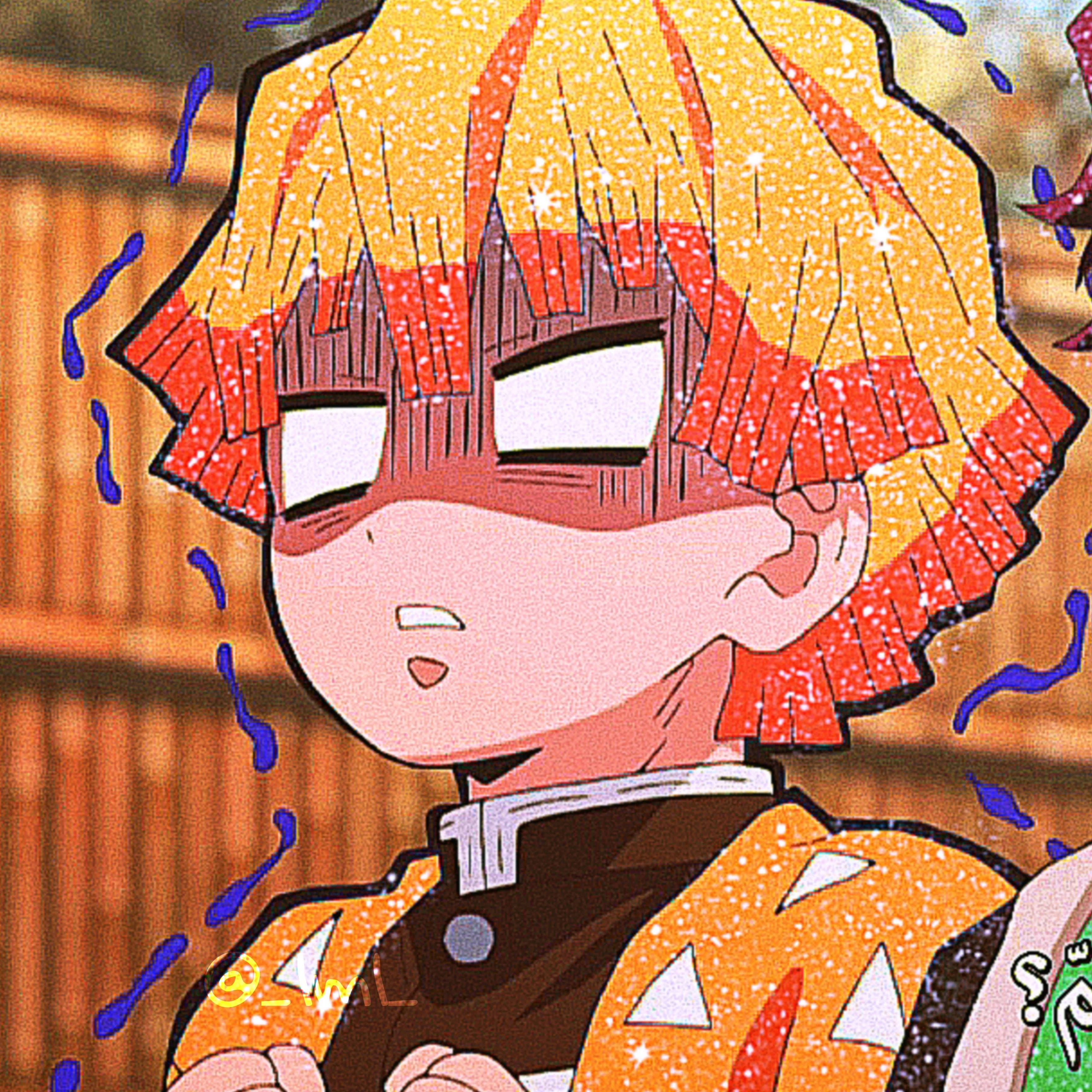 Zenitsu Pfp 桌布 壁紙 — 一個堅定的動漫男孩，擁有尖刺的橙色頭髮和紅色標記，汗水飛濺，眼神強烈。