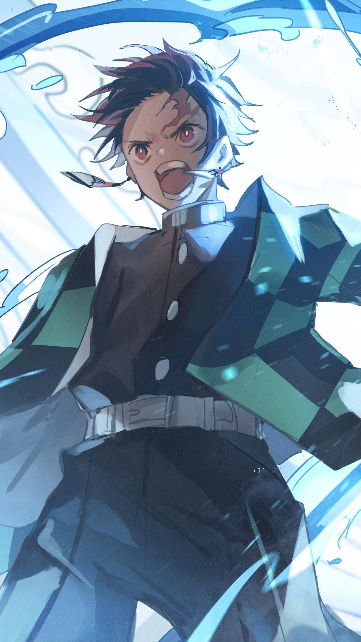 Demon Slayer Phone 桌布 壁紙 — 一個堅定的動漫男孩，頭髮尖刺，身穿綠色格紋羽織，在旋轉的藍色能量和水滴中吶喊。