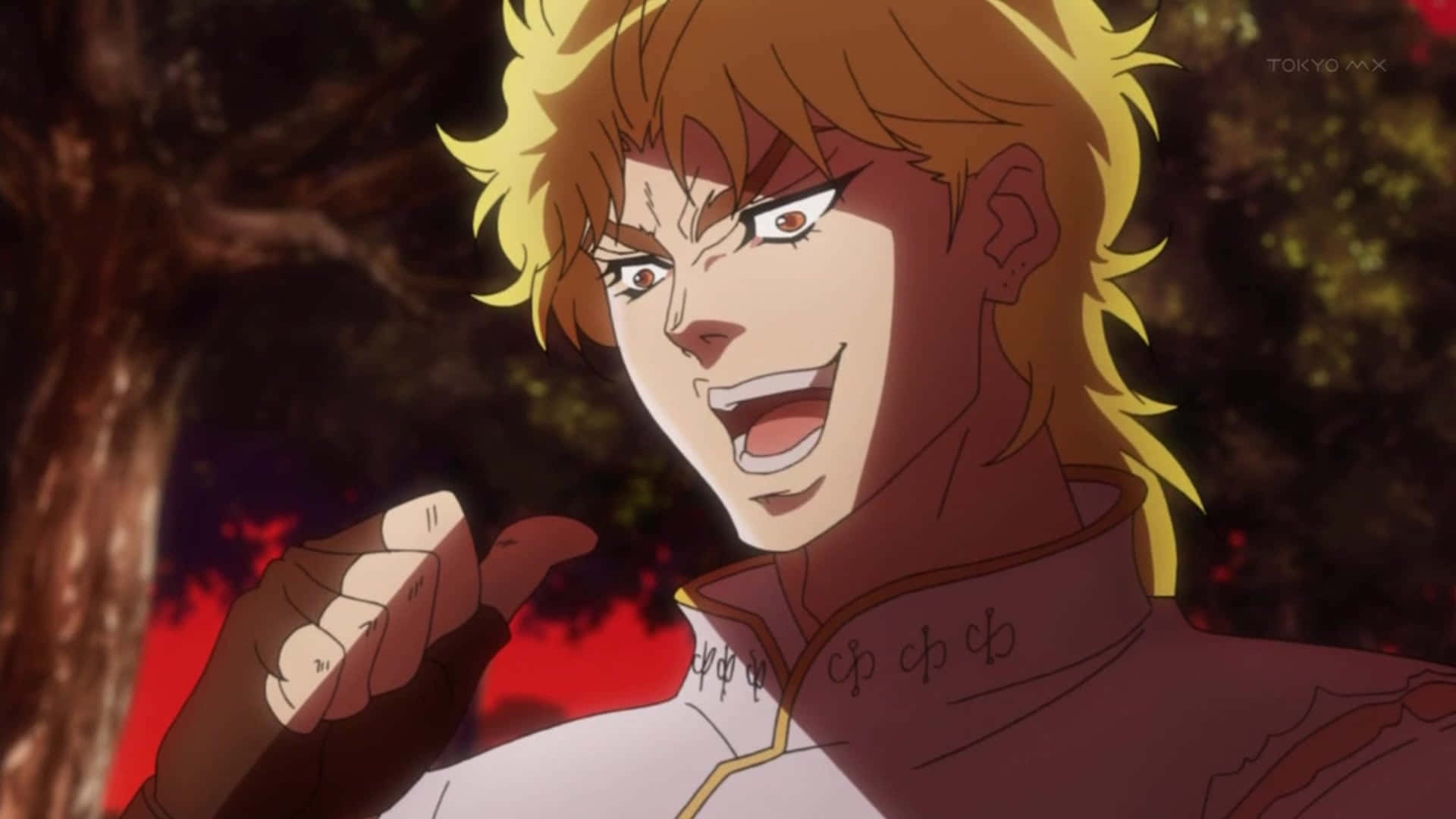 Dio Brando 桌布 壁紙 — 一個堅定的動漫角色，擁有尖刺金髮，在黑暗森林背景下，帶有紅色發光元素，向前指著並大喊。