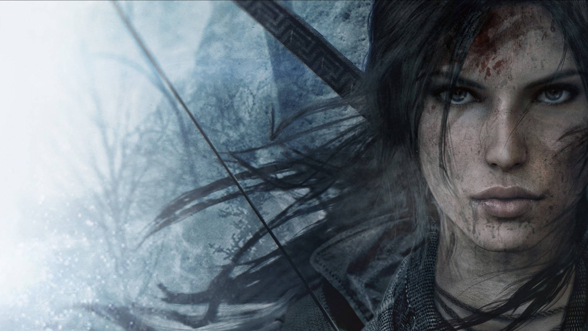 Rise Of The Tomb Raider 桌布 壁紙 — 一個堅定的女戰士，臉上帶血，拉弓站在雪地森林中，風吹動她的黑髮。