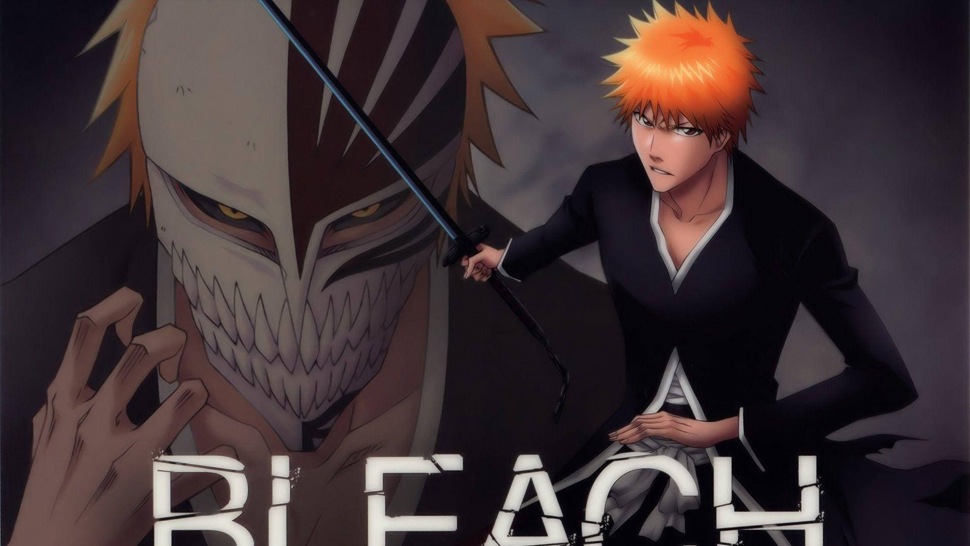 Bankai 桌布 壁紙 — 一個堅定的橙色頭髮動漫戰士，身穿黑色制服，手持劍對抗一個帶著尖牙和發光眼睛的迫近蒙面敵人。